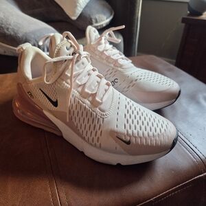 Nike Air Max 270 Women's Shoes